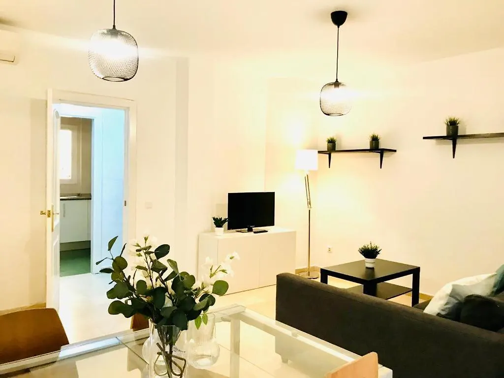 מאלגה Agua IV & Seasonal Pool By Ele Apartments